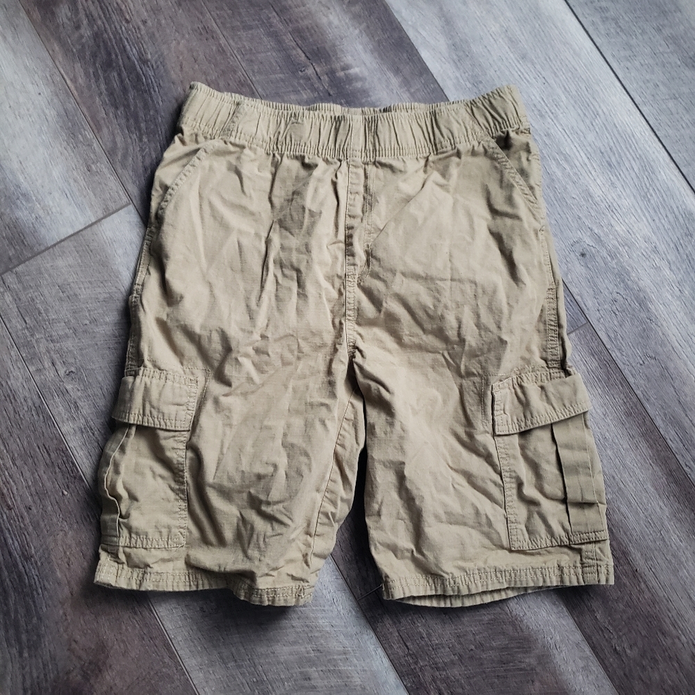 Boys children's place size 18 shorts